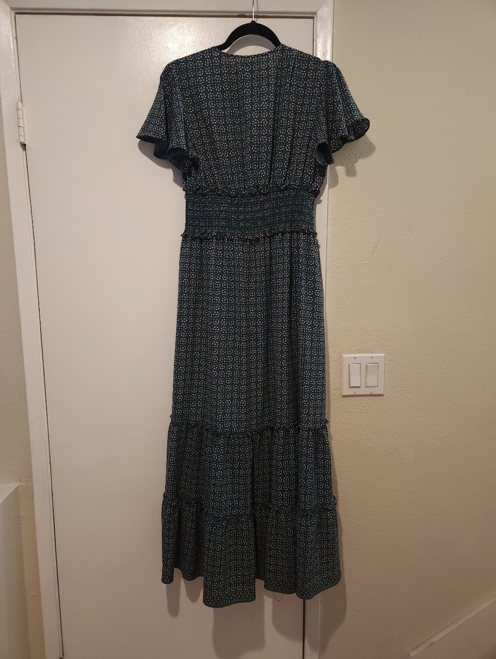 Teal Printed Maxi Dress - Picture 2 of 4